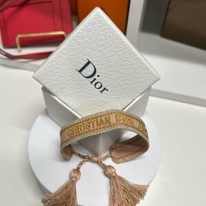 🔥🔥Dior  authentic Pink Woven Bracelet like new